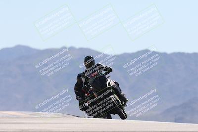 media/Oct-13-2025-Moto Forza (Mon) [[a66d839500]]/3-B Group/Session 4 (Turn 9)/